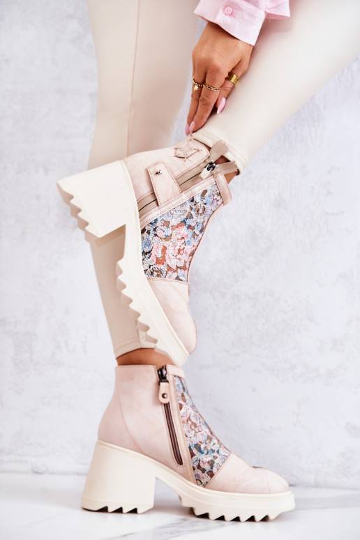 Béžové čižmy Béžové čižmy