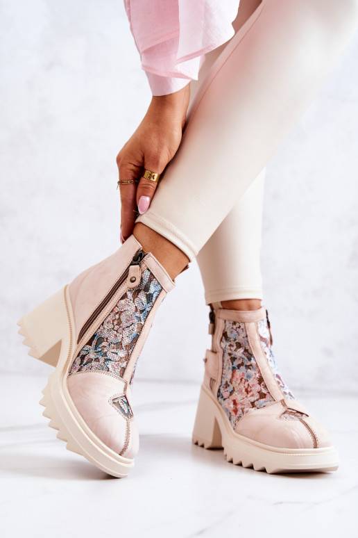 Béžové čižmy Béžové čižmy