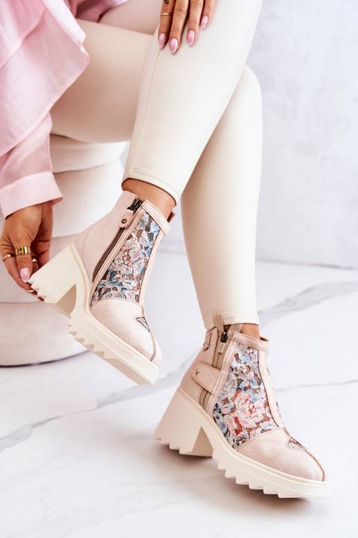 Béžové čižmy Béžové čižmy