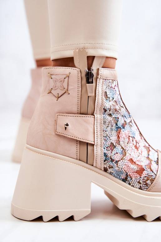 Béžové čižmy Béžové čižmy