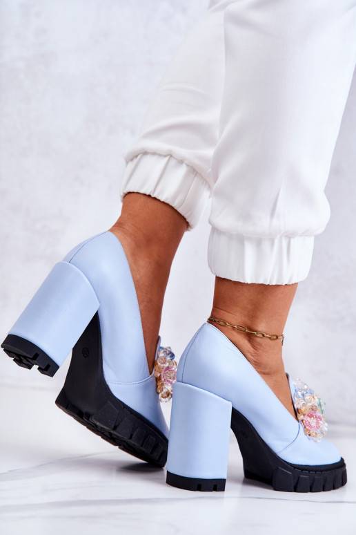 Caterine blue catrine v elegantnom... Caterine blue catrine v elegantnom...