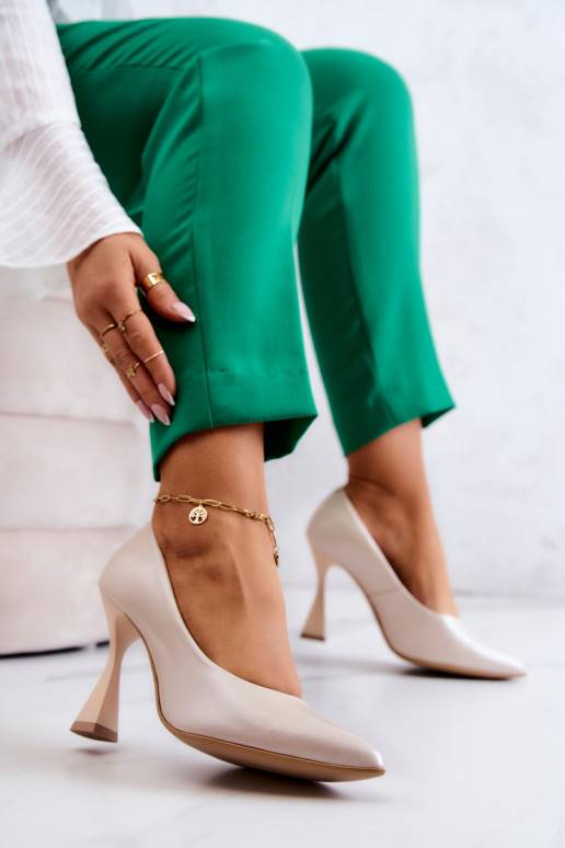 Módne topánky Topánky béžovej farby Módne topánky Topánky béžovej farby