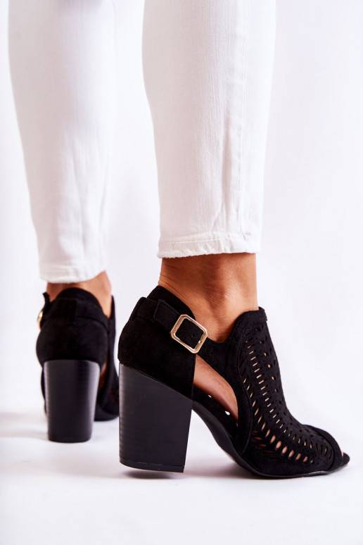 Dámske čižmy s motívmi Cut Out v... Dámske čižmy s motívmi Cut Out v...