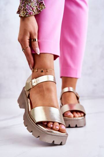 Dámske sandále na podpätku...