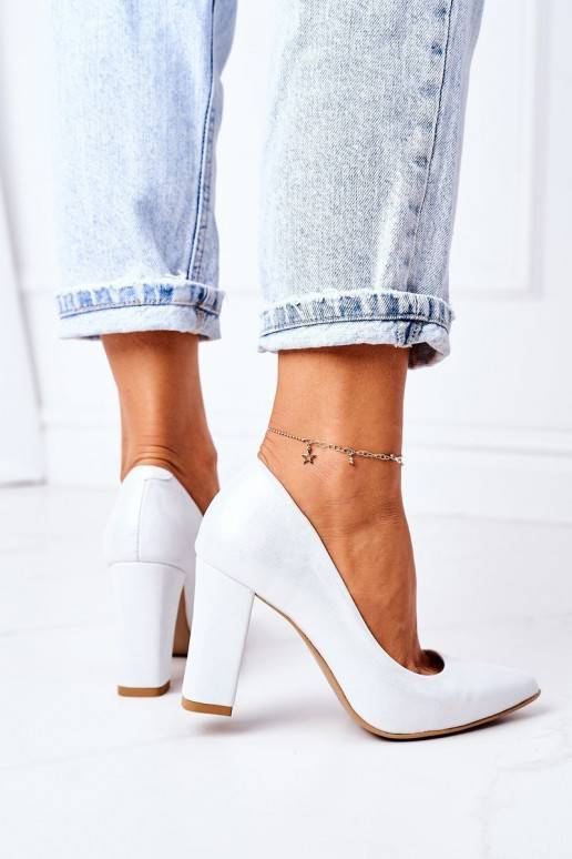 Strieborné saténové topánky