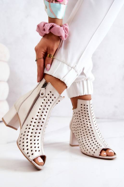 Prelamované béžové čižmy