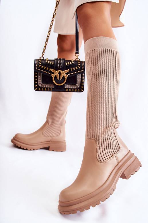 Béžové pruhované čižmy na širokom... Béžové pruhované čižmy na širokom...