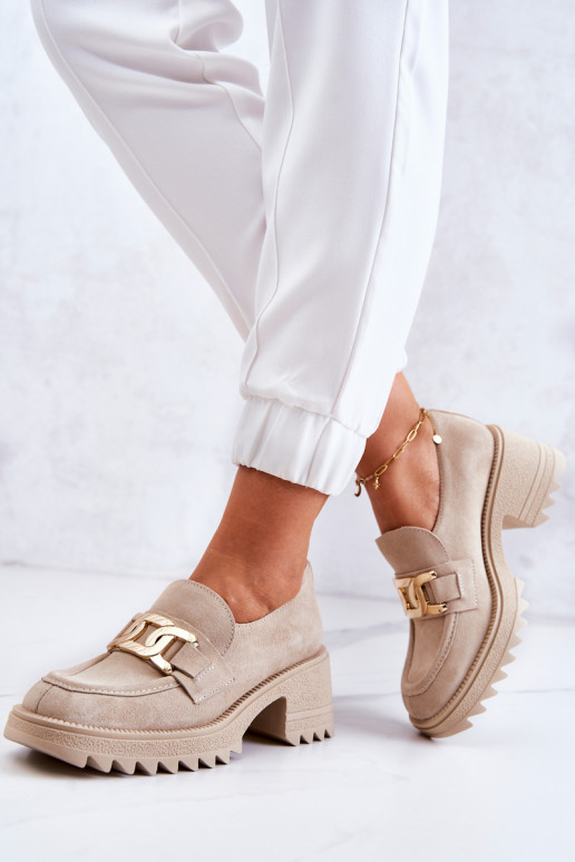 Semišové čižmy slonovinovej farby so... Semišové čižmy slonovinovej farby so...