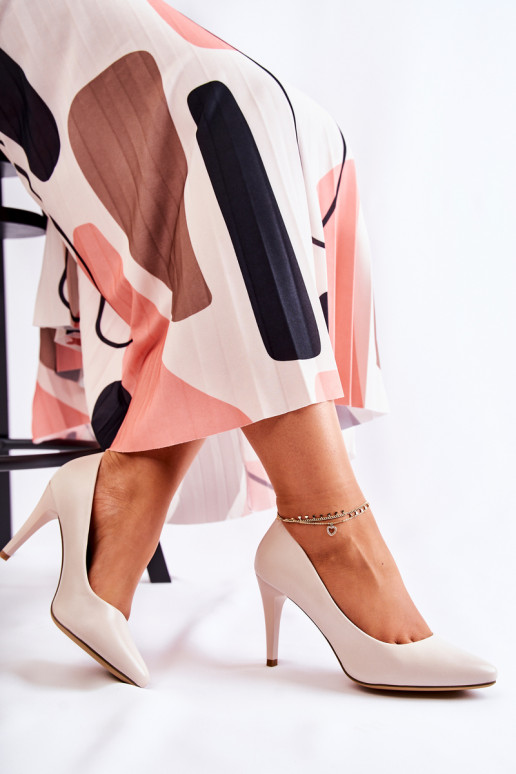 topánky na vysokom opätku v šedej... topánky na vysokom opätku v šedej...