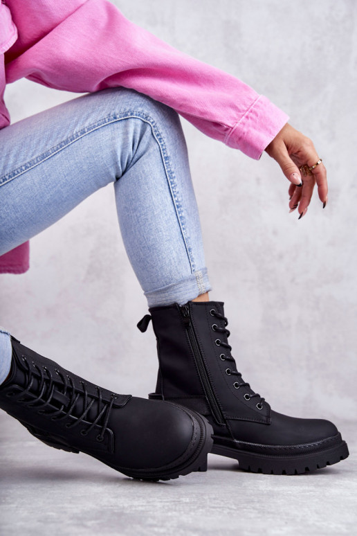 Čižmy oteplené na zips v čiernej... Čižmy oteplené na zips v čiernej...