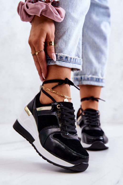 Čierno - biele športové topánky... Čierno - biele športové topánky...