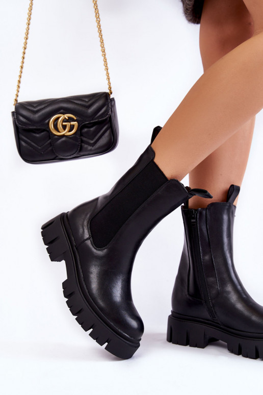 Hrubé čižmy na platforme v čiernej... Hrubé čižmy na platforme v čiernej...