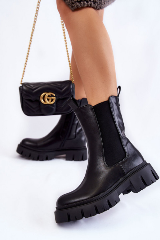 Hrubé čižmy na platforme v čiernej... Hrubé čižmy na platforme v čiernej...