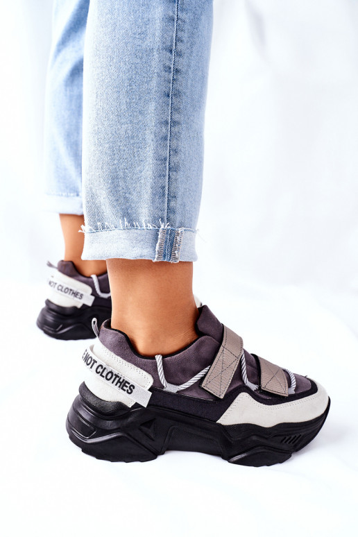 Čierne štýlové ležérne topánky...