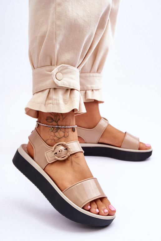 Sandále s prackou v béžovej a čiernej... Sandále s prackou v béžovej a čiernej...