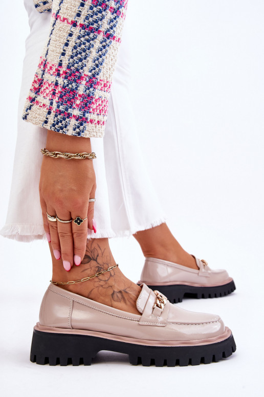 Lakované mokasíny s béžovou...