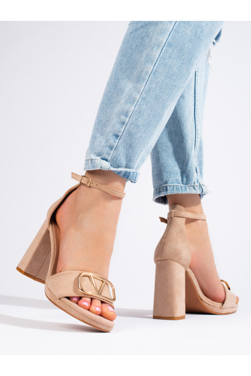 Topánky na vysokom podpätku béžová... Topánky na vysokom podpätku béžová...