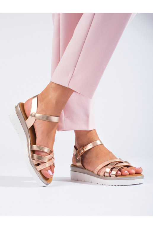 Dámske sandále s malou platformou...