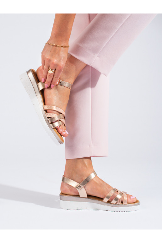 Dámske sandále s malou platformou...