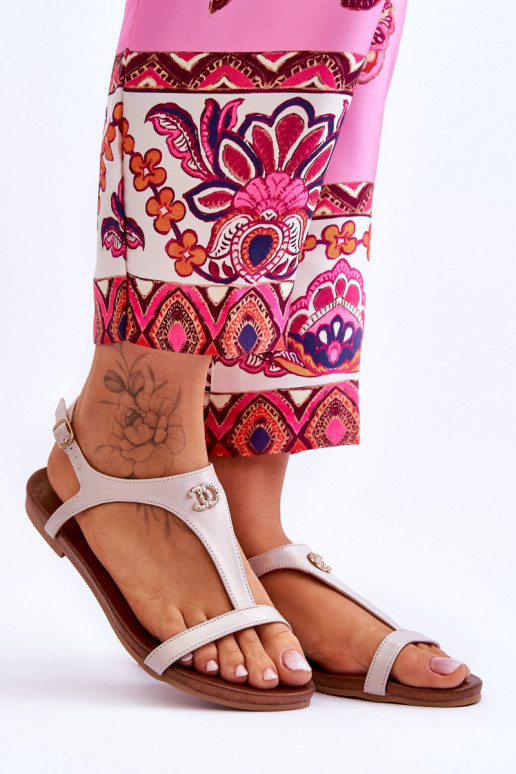 Ploché sandále pieskovej farby... Ploché sandále pieskovej farby...