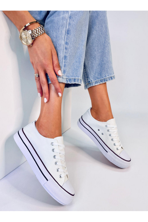 Klasický dámsky model tenisiek FARGIS...