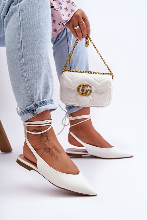 balerínky so šnúrkami v bielej farbe... balerínky so šnúrkami v bielej farbe...