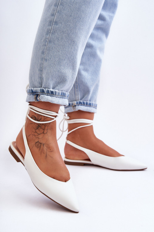 balerínky so šnúrkami v bielej farbe... balerínky so šnúrkami v bielej farbe...