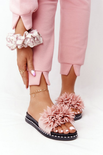 Ružové gumené papuče s nitmi