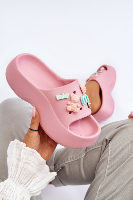 Svetloružové papuče Lorie s krásnymi...