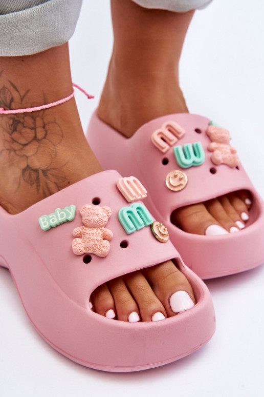 Svetloružové papuče Lorie s krásnymi...