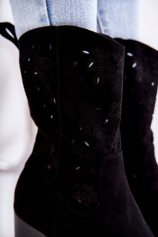 Semišové čižmy v kovbojskom štýle v...