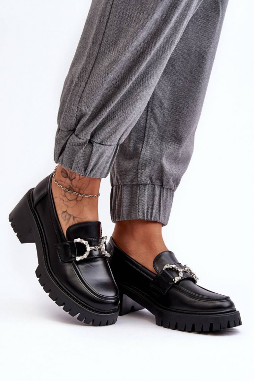 Mokasíny so širokým opätkom čiernej... Mokasíny so širokým opätkom čiernej...