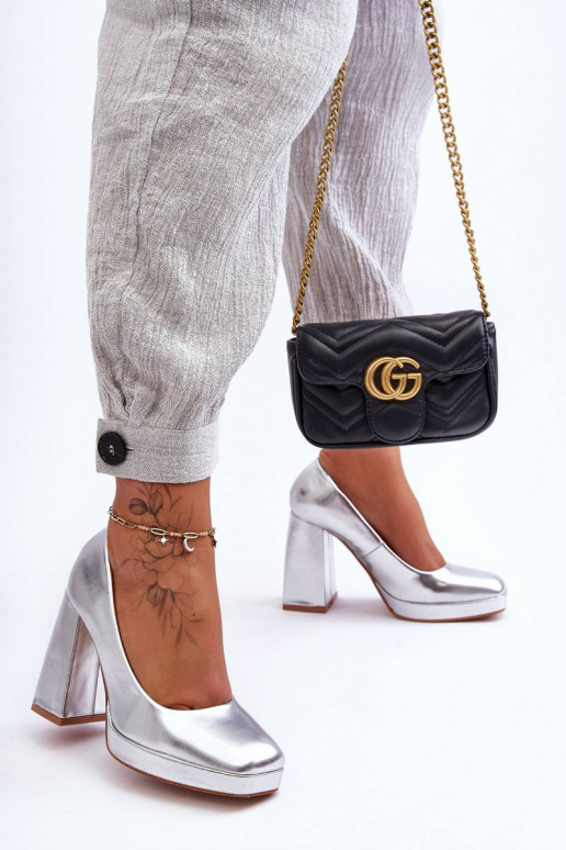 Topánky na širokom podpätku v...