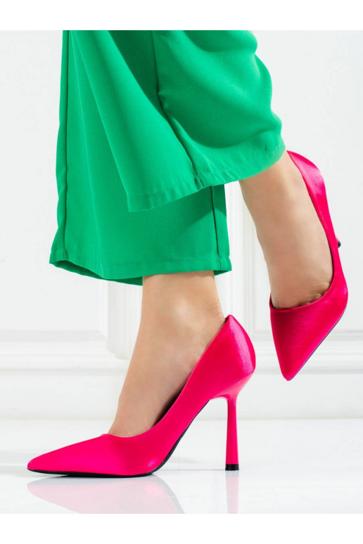 topánka na vysokom opätku v ružovej... topánka na vysokom opätku v ružovej...