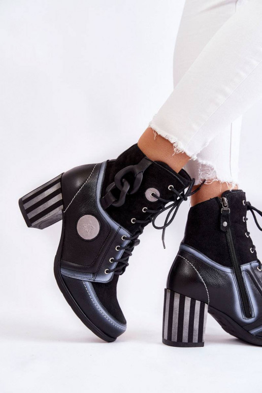 Exkluzívne navrhnuté dámske čižmy v... Exkluzívne navrhnuté dámske čižmy v...