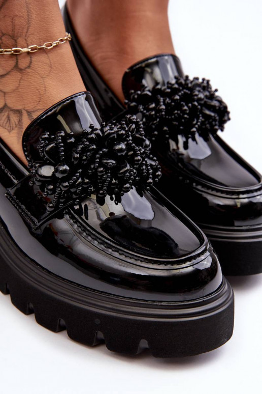 Dámske lakované topánky s ornamentami... Dámske lakované topánky s ornamentami...