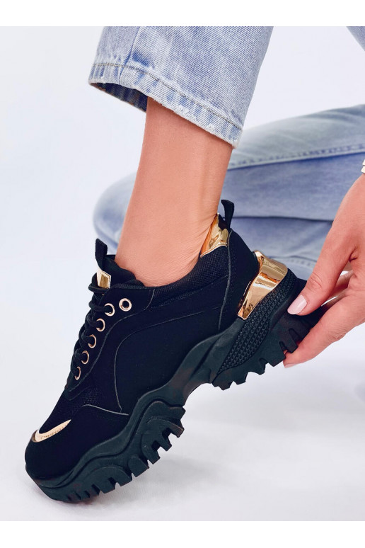 Topánky športového štýlu v čiernej...