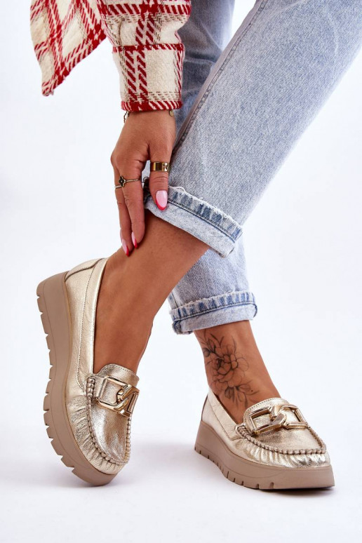 Zlaté zdobené mokasíny na platforme... Zlaté zdobené mokasíny na platforme...