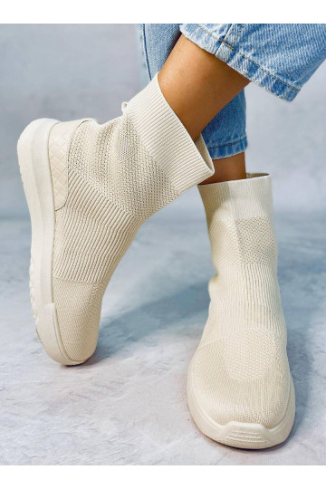 Športovo - voľnočasová obuv... 2