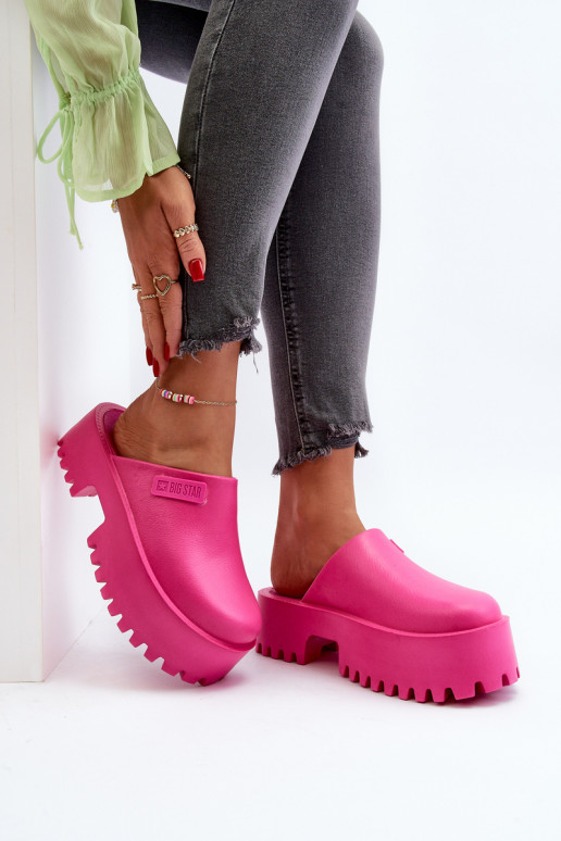 Papuče s trendy masívnou podrážkou... Papuče s trendy masívnou podrážkou...