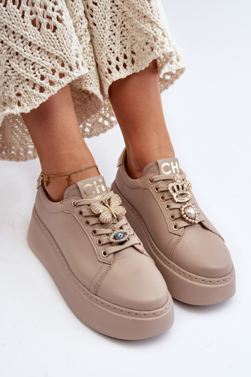 Tenisky model topánok s krásnymi... Tenisky model topánok s krásnymi...