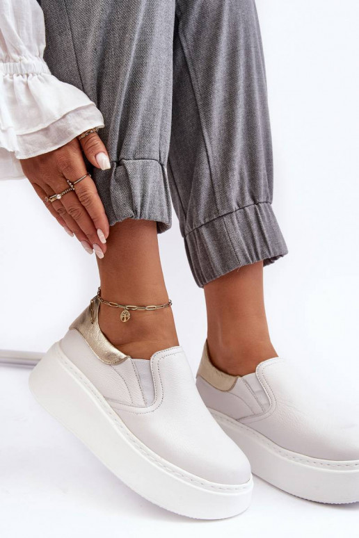 Tenisky s platformou v bielej farbe... Tenisky s platformou v bielej farbe...