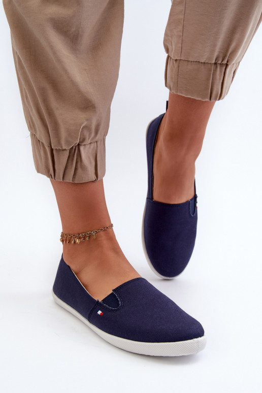 Tenisky na voľný čas Slip-On... Tenisky na voľný čas Slip-On...