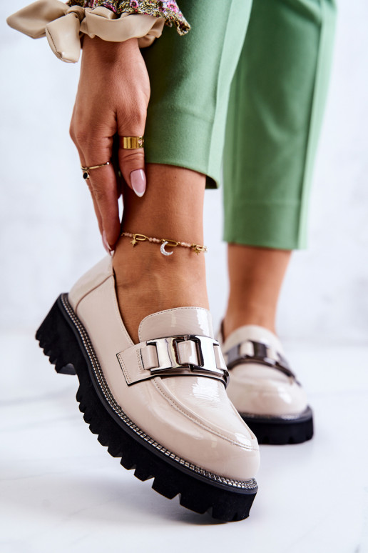 Topánky s lakovaným koženým efektom...