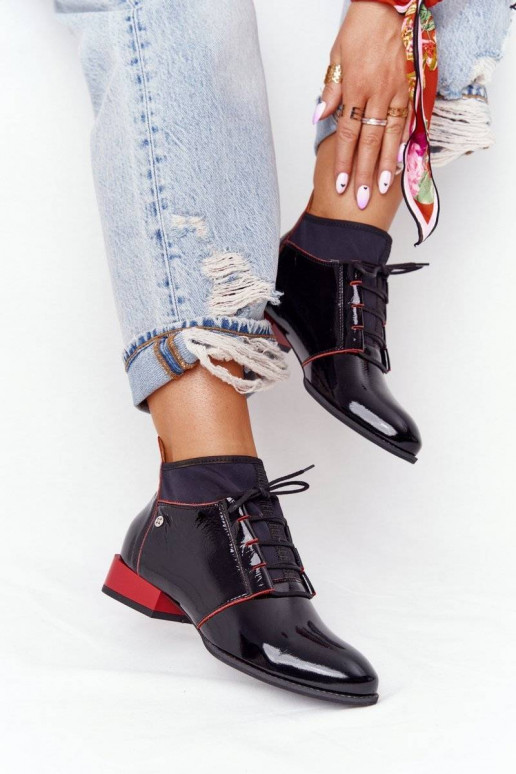 Čižmy čierno-červené Čižmy čierno-červené