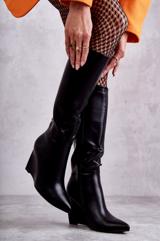 Čierne čižmy na platforme Arlene