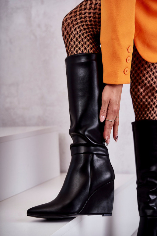 Čierne čižmy na platforme Arlene