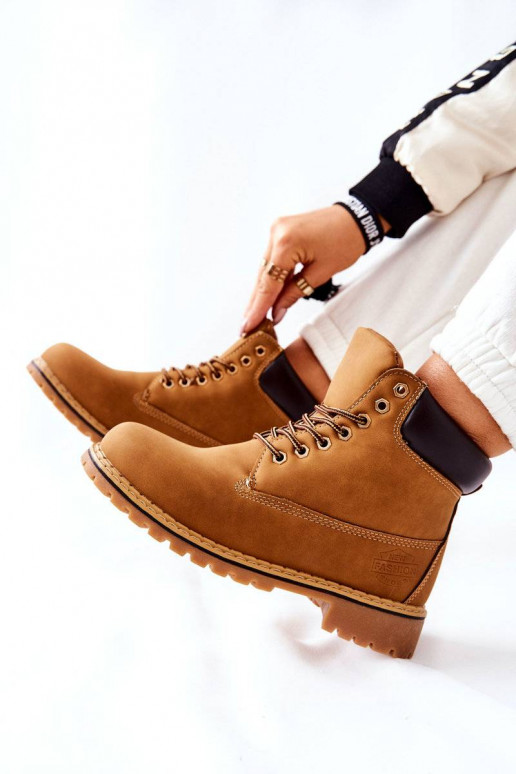 Topánky sú vyteplené béžovej farby Crush