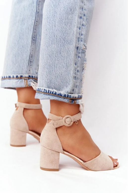 Moteriškos basutės  su kulniukais... Moteriškos basutės  su kulniukais...