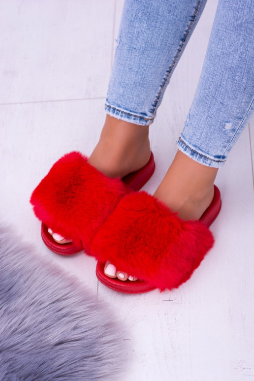 Červené gumené papuče s kožušinkou